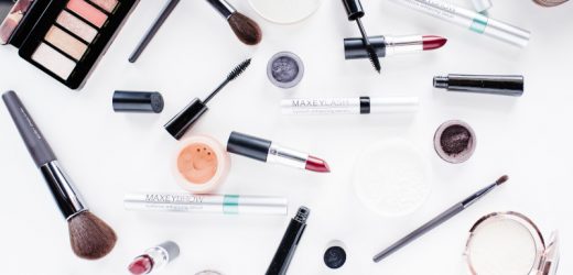Dlaczego warto kupować kosmetyki w drogerii internetowej? 3 powody